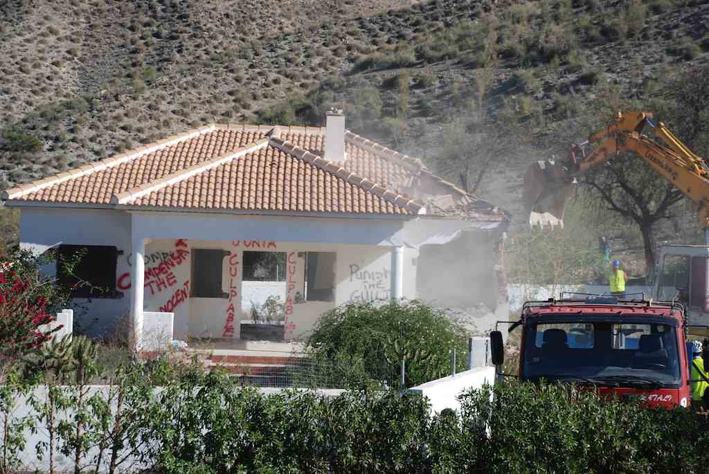 Andalusia-demolition