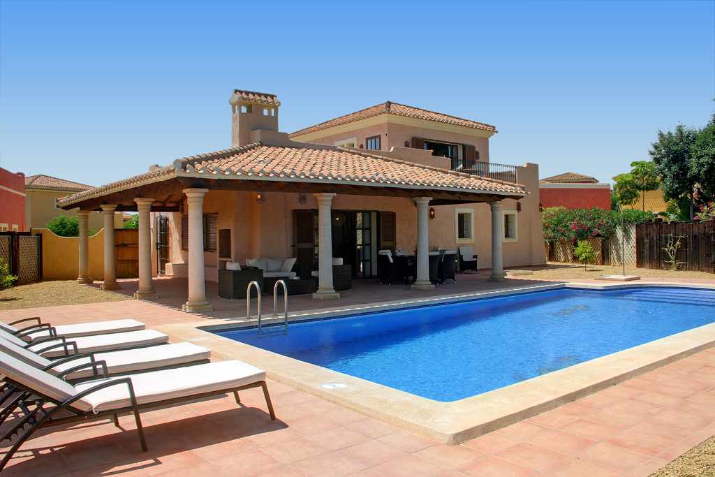 holiday rental villa spain with pool