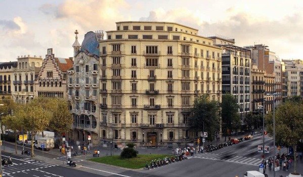 Barcelona Paseo de Gracia with Aragon homes for sale