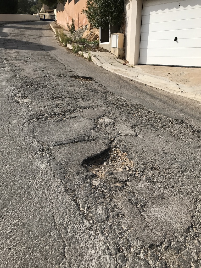 la mola andratx mallorca petition roads infrastructure vecinos de la mola