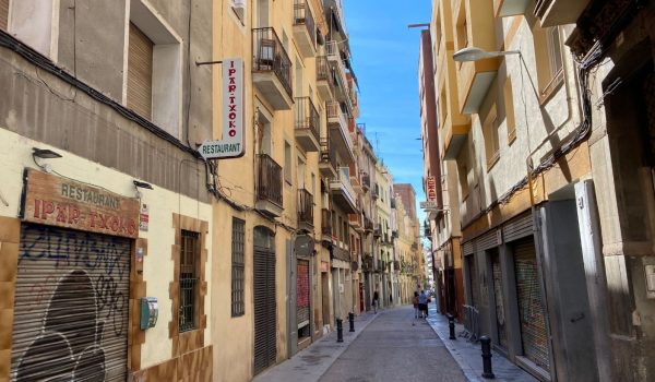 barcelona illegal tourist rentals